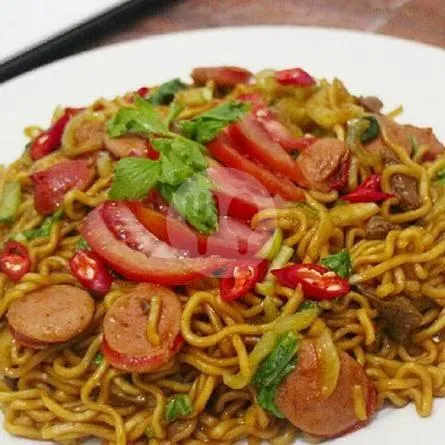 Mie Goreng Ayam Sosis